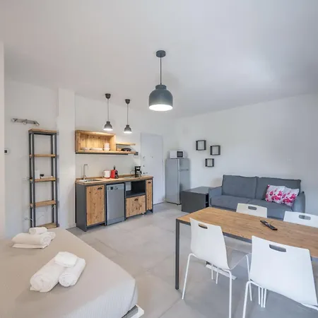 公寓 Apartmentsgarda - Eleonora 7 *